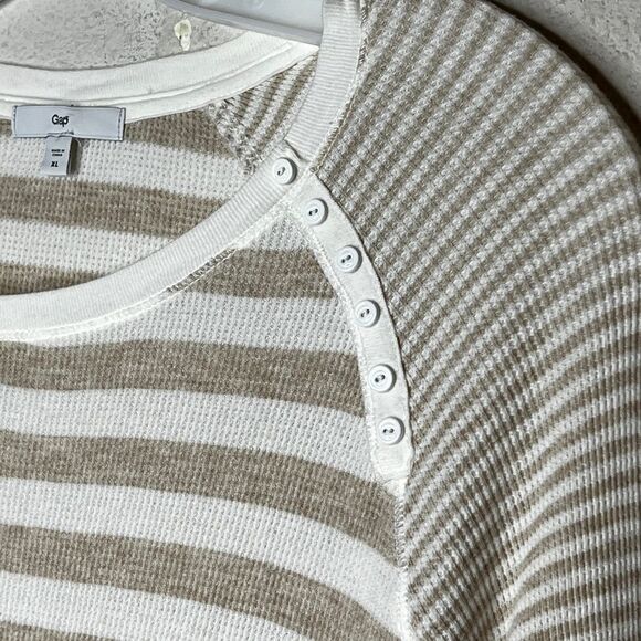 Gap Striped Shirt - Picture 4 of 7